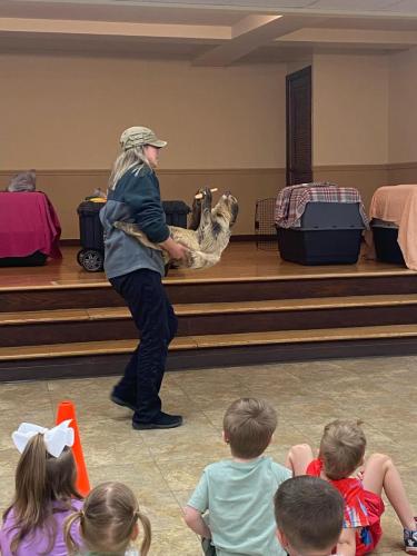 sloth show trainer kids